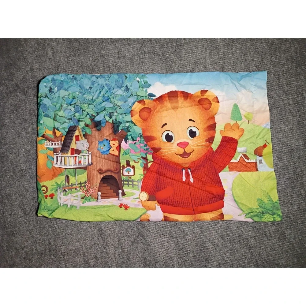 Daniel Tiger's Neighborhood Full Sheet Set Jay Franco PBS Kids Trolley Print